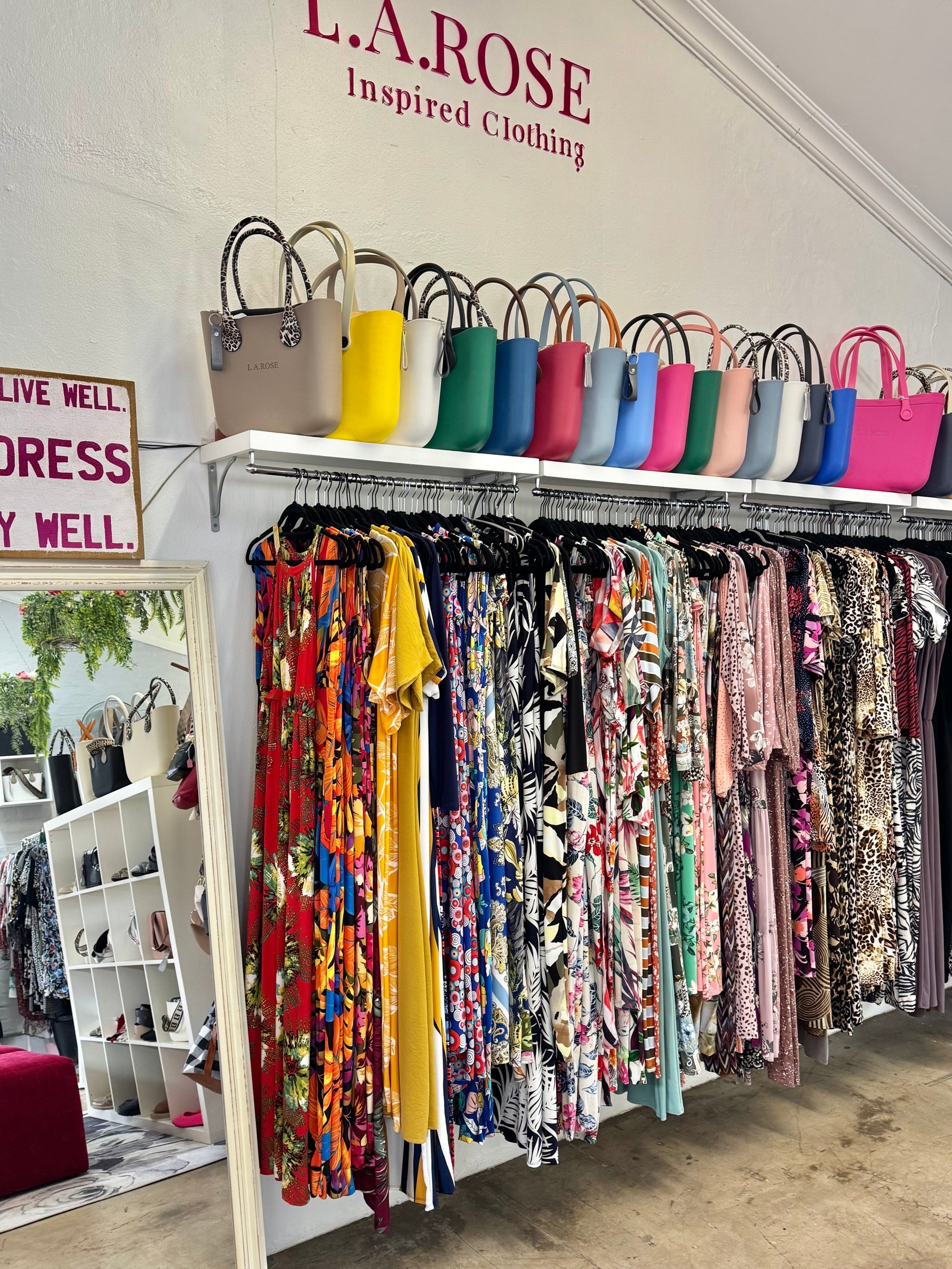 L.A.ROSE clothing and accessories